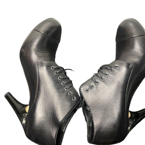 Chanel black ankle boots pearl heels, super comfortable size 37 us 7 - Picture 7 of 17